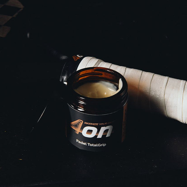 4on Total Grip Paste
