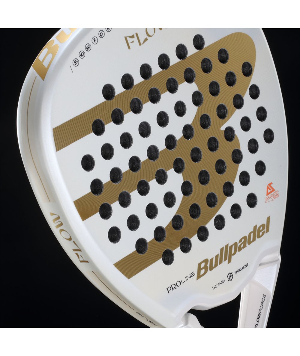 Bullpadel Pala Flow W 24