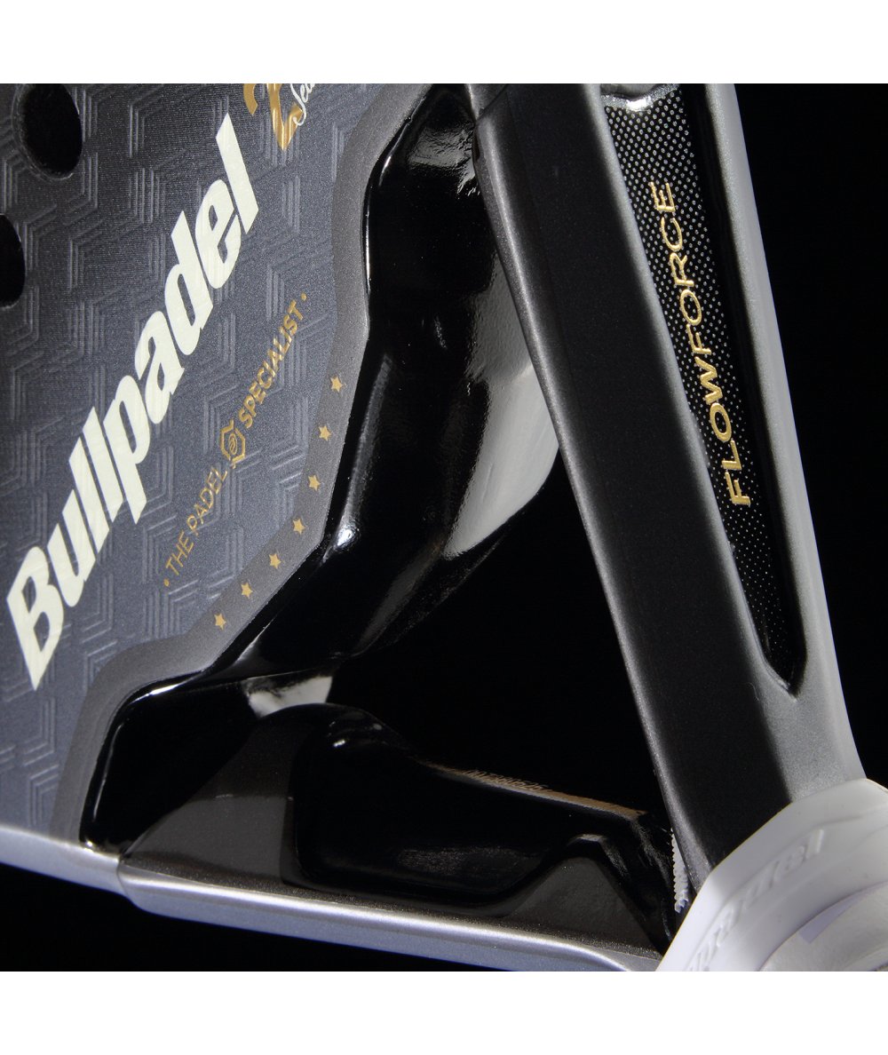 Bullpadel Pala Flow Legend 26
